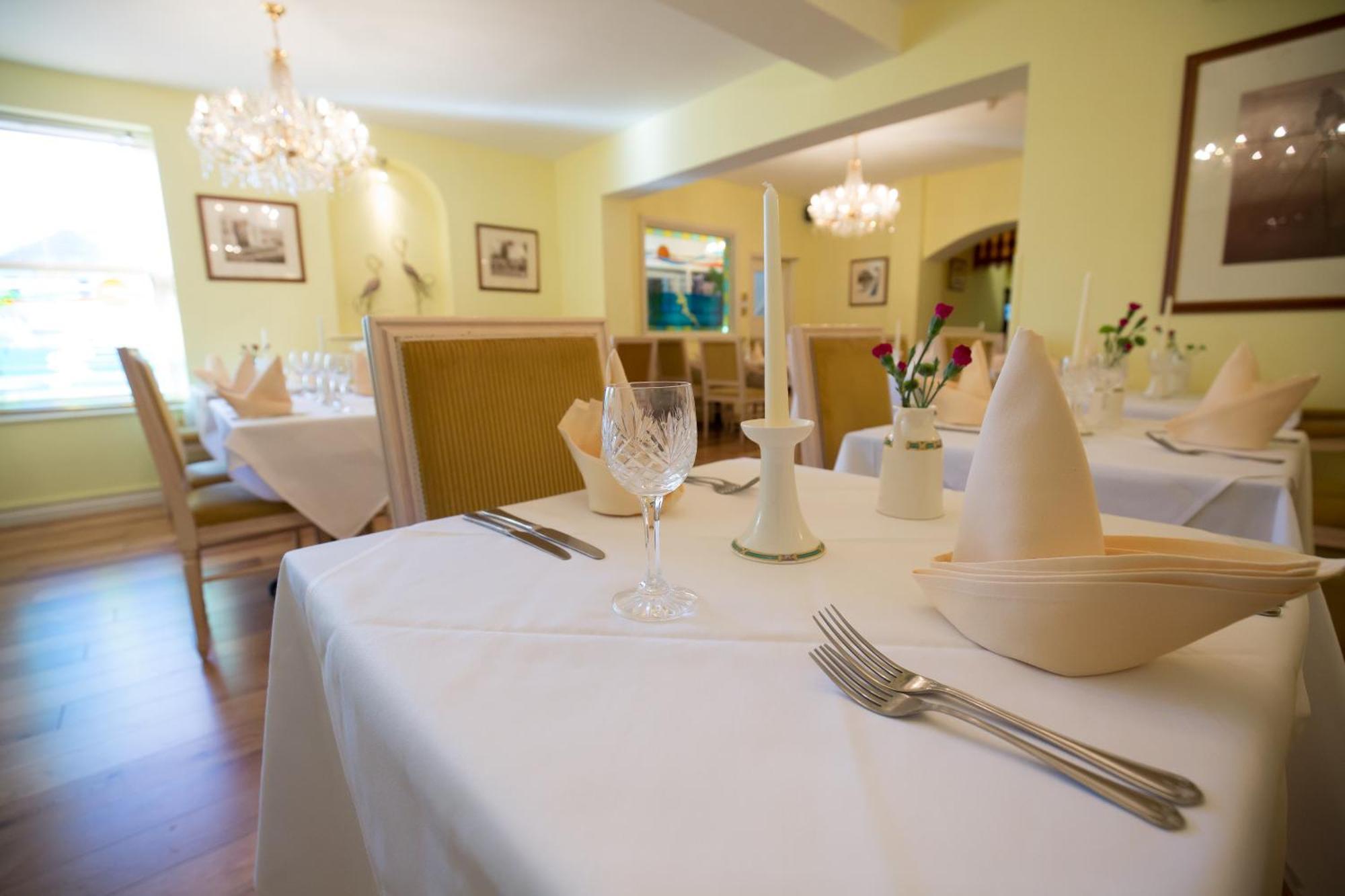 The Peacock Townhouse Hotel Kenilworth - Warwick Экстерьер фото