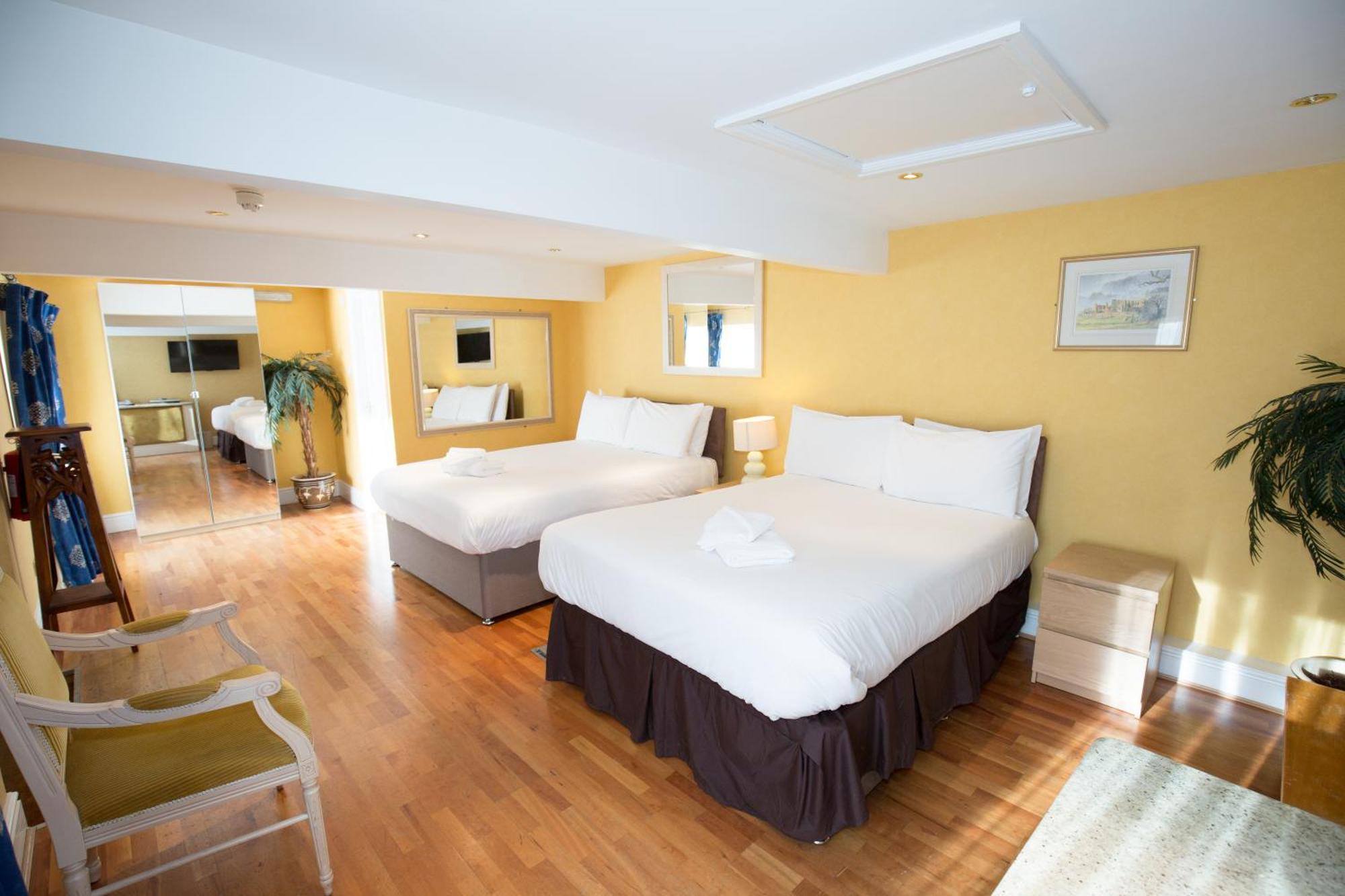 The Peacock Townhouse Hotel Kenilworth - Warwick Экстерьер фото