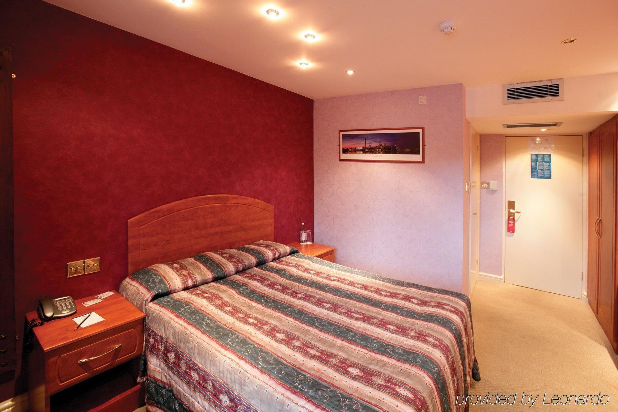 The Peacock Townhouse Hotel Kenilworth - Warwick Номер фото