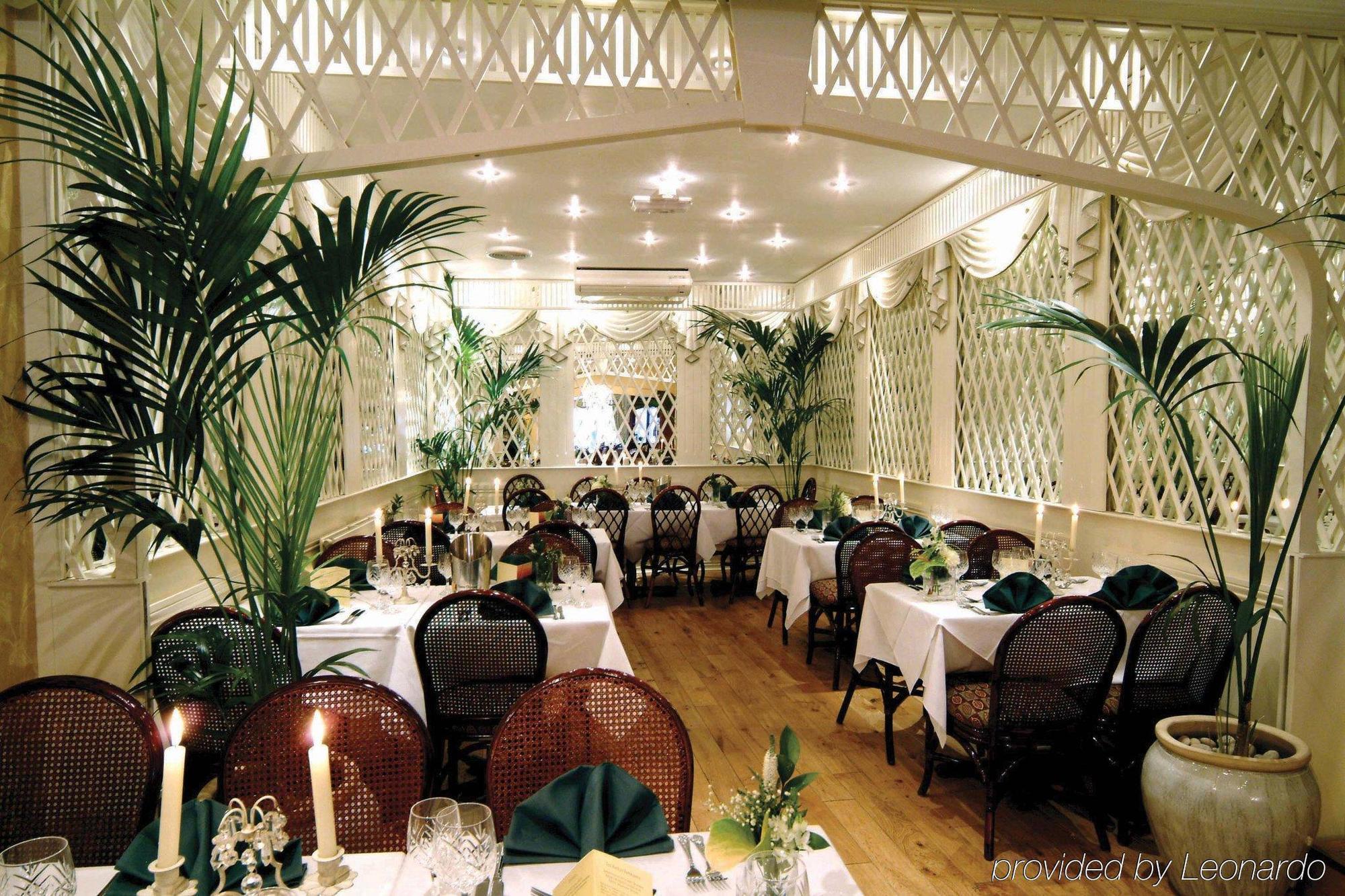 The Peacock Townhouse Hotel Kenilworth - Warwick Ресторан фото