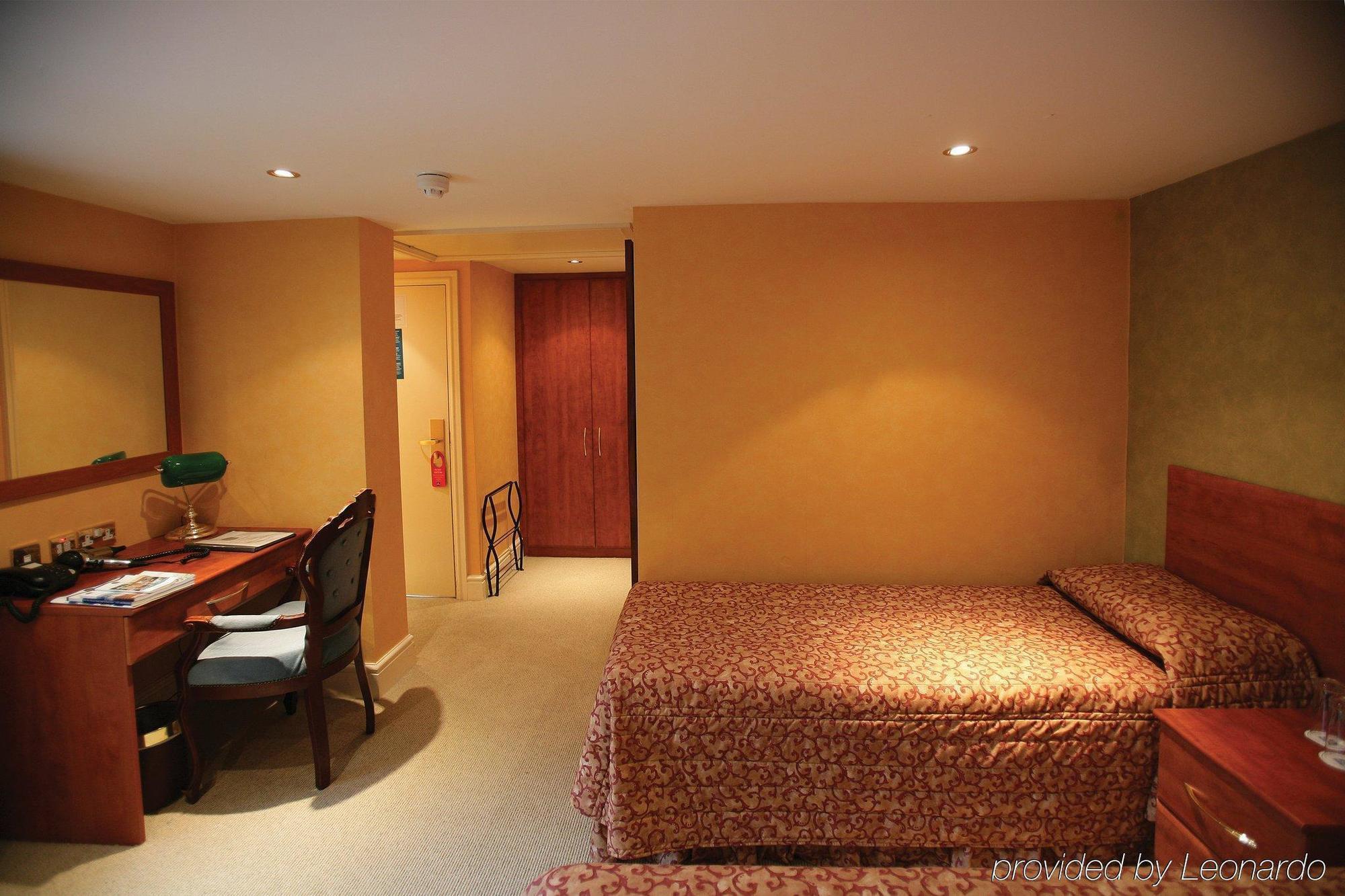 The Peacock Townhouse Hotel Kenilworth - Warwick Экстерьер фото