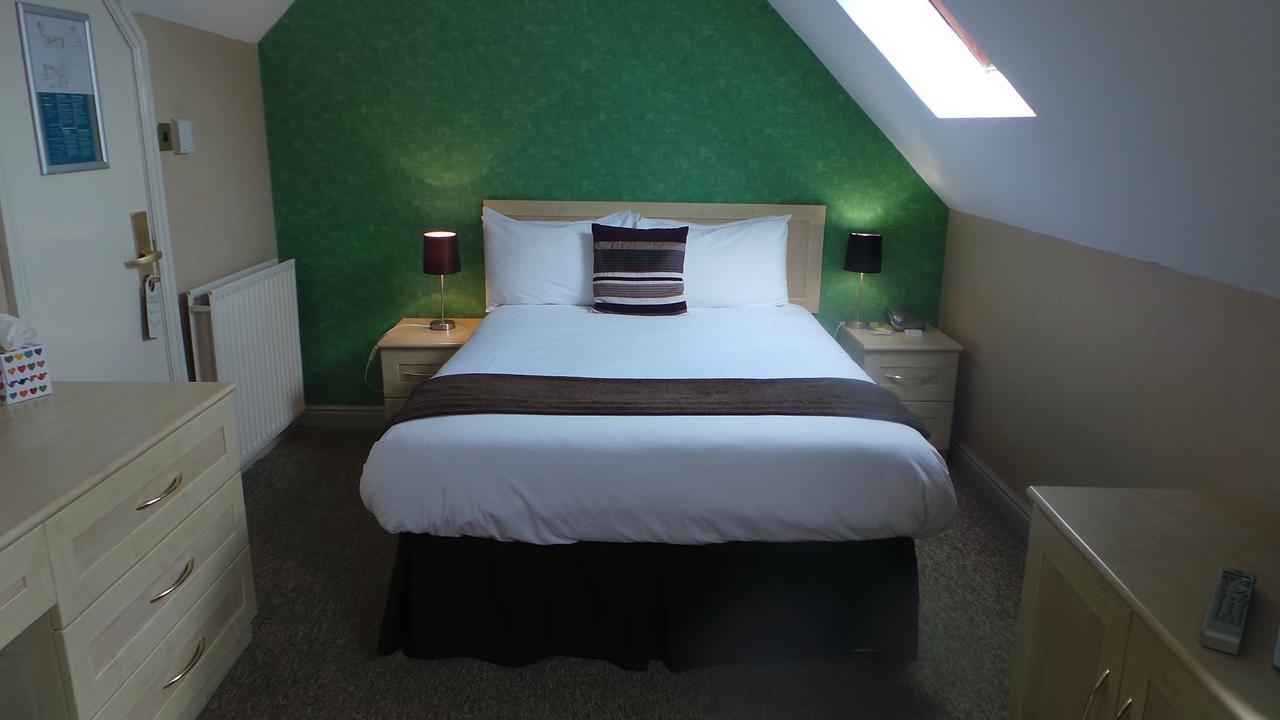 The Peacock Townhouse Hotel Kenilworth - Warwick Экстерьер фото